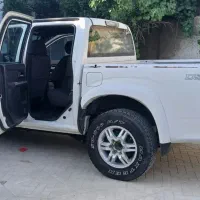 ایسوزو دی مکس Isuzu dmax دوکابین دیزل ۳۰۰۰ توربو