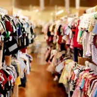 فروشنده خانم