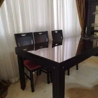 میز ناهار خوری بدون صندلی