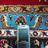 یک عدد گوشی ساده سامسونگ