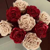 گل رز روبانی آماده تزیین کاغذ پیچ و جعبه کادو|گل مصنوعی|گرگان, |دیوار