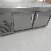 یخچال میز کاری