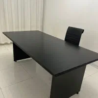 میز کنفرانس و اداری