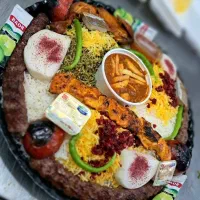 تهیه غذای  ارهک.