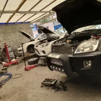 خدمات تعمیر انواع ماشین های ایرانی چینی و خارجی