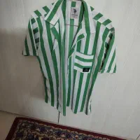 لباسهای تمیز مرتب در حد نو