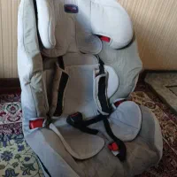 صندلی ماشین بچع