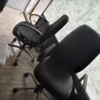 دو عدد صندلی گردان کاملا سالم