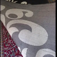 ۲عددتختخواب یه تلوزیون ودوعددفرش ۹متری و۲ونیم متری|تخت و سرویس خواب|قم, آذر (نکویی)|دیوار