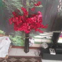 درختچه مصنوعی وتعدادی شاخه گل قرمز|گل مصنوعی|تهران, هاشمآباد|دیوار