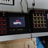 akai mpc touch میدی کنترلر و سینتی سایزر|پیانو، کیبورد، آکاردئون|ساری, |دیوار