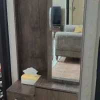 جاکفشی و جالباسی