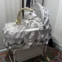 گهواره و تخت کنار مادر|تخت و صندلی بچه|قرچک, زیبا شهر|دیوار
