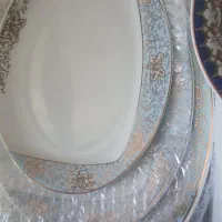 سرویس چینی ۱۰۳ پارچه ۱۲ نفره
