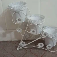 گلدان فلزی همراه با استند