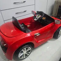 ماشین شارژی حرفه ای کاملا سالم|اسباب‌بازی بچه|اصفهان, شهرک کاوه|دیوار