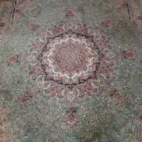 قالی کاملا نو پلاستیک شده