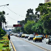 فروش فوری اداری و مطب زند روبروی بیمارستان فقیهی