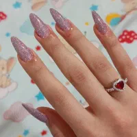 کاشت و ترمیم ناخن(مدل)