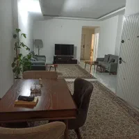 آپارتمان طبقه اول 130متر سه خواب