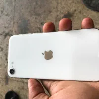 تنها ایفون se پلمپ