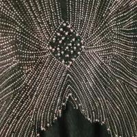 لباس مجلسی|لباس|ری, جوانمرد قصاب|دیوار