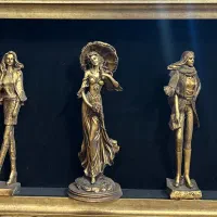 تابلو مجسمه قاب چوبی مجسمه ها سه بعدی