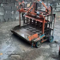 تعدادی بلوک زنی ،میکسر و بالابر(بلوک زن بتونیرهمزن|ماشینآلات صنعتی|کرمانشاه, |دیوار