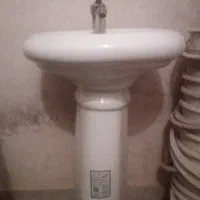 روشویی همراه لوازم کامل|لوازم سرویس بهداشتی|خمینی‌شهر, |دیوار