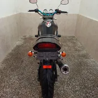 سوزوکی بندیت ۲۵۰ در حد