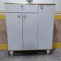 جاکفشی ام دی ام سه در و یک کشو جا دار