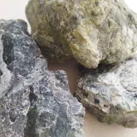 سنگ یشم ایرانی سرپانتین