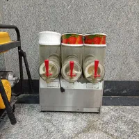 دستگاه یخ در بهشت اگولونی