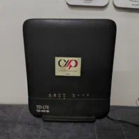 یک دستگاه مودم وای فای پاناوان tdlte