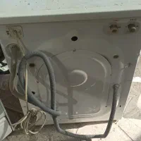 لباس شویی ۵کیلویی|ماشین لباسشویی و خشک‌کن لباس|برخوار, |دیوار