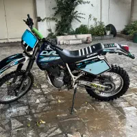 سوزوکی دی ار ۲۵۰ dr250