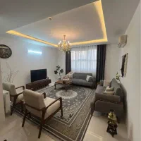 ۹۰ متری/ معلم/پارکینگ اختصاصی