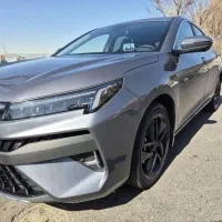 کی ام سی J7 سند آزاد،با لوازم اضافه