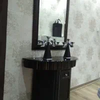 آیینه کنسول و شمعدان