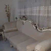 فروش یه دست مبل ۷ نفره تمیز و یک میز وسط و دو عسلی