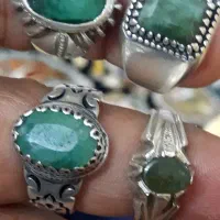 انگشتر زمرد زیبا قدیمی|جواهرات|زاهدان, |دیوار