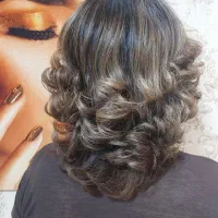 استخدام پرسنل فعال و باسابقه|استخدام درمانی، زیبایی، بهداشتی|پردیس, فاز ۲|دیوار