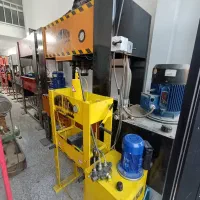 پرس هیدرولیک ۳۰۰تن