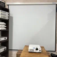 ویدیو پروژکتور هیتاچی اسپیکر قوی لامپ نو فابریک|تلویزیون و پروژکتور|شیراز, زرهی|دیوار