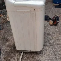 لباس شویی  کاملا صحیح و سالم سالم|ماشین لباسشویی و خشک‌کن لباس|بندرعباس, |دیوار