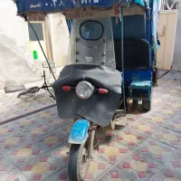 موتور سیکلت سه چرخه