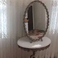 یک عدد آینه وشمعدان جنس برنز در نوبهار