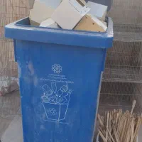 سطل زباله بزرگ در حد نو
