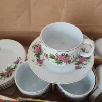 فنجان گل سرخی قدیم