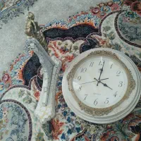 ساعت در حد نو